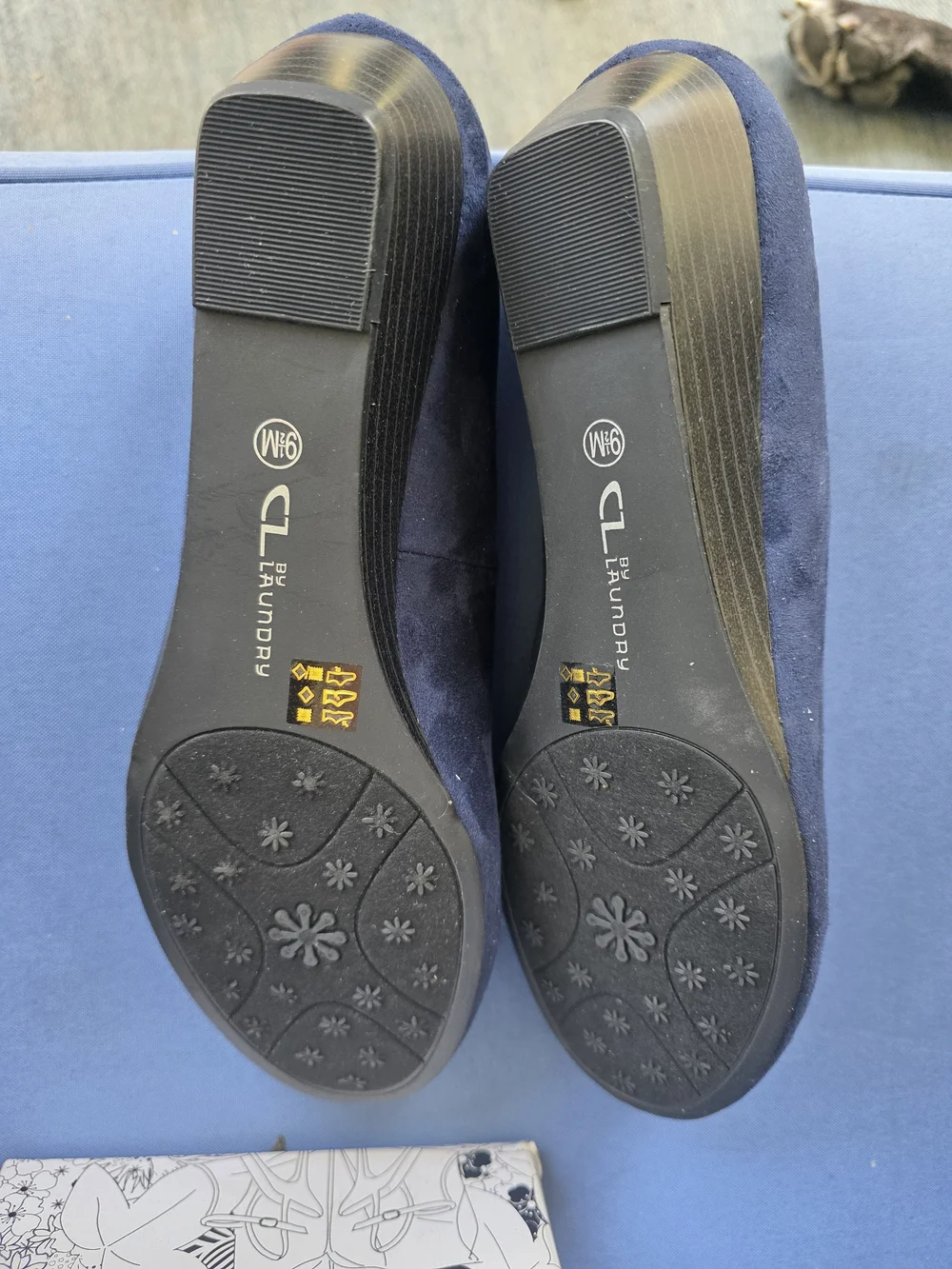 CL by Laundry Navy Suede Wedge Heels New In Box. Size 9.5 Office Chic Comfycore